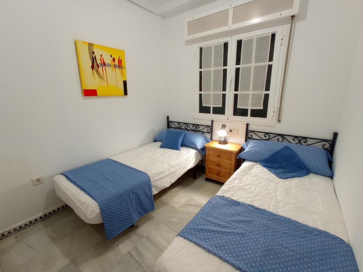 Apartament Kiana, La Barrosa Con Parking Y Piscina Chiclana de la Frontera Zewnętrze zdjęcie